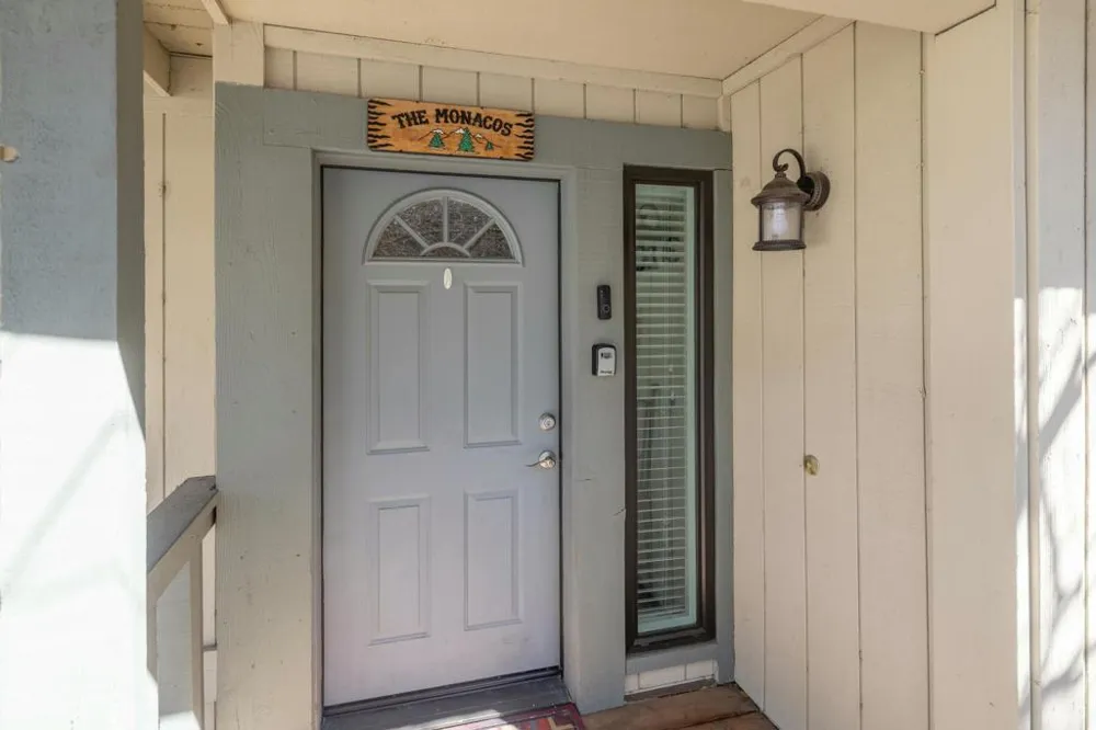 43063 Goldmine Woods Lane Big Bear, CA 92315