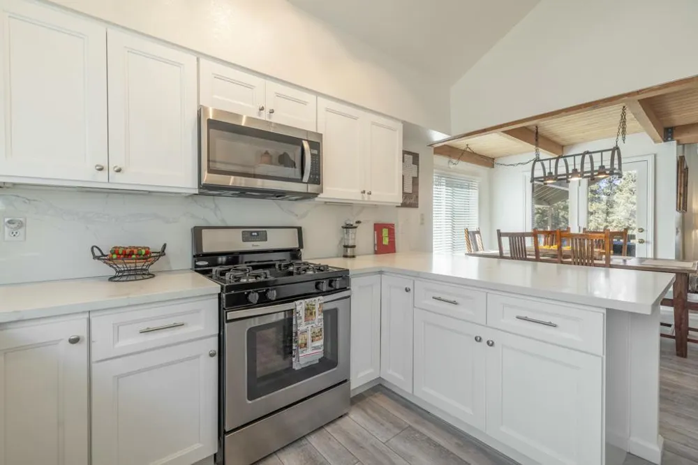 43063 Goldmine Woods Lane Big Bear, CA 92315