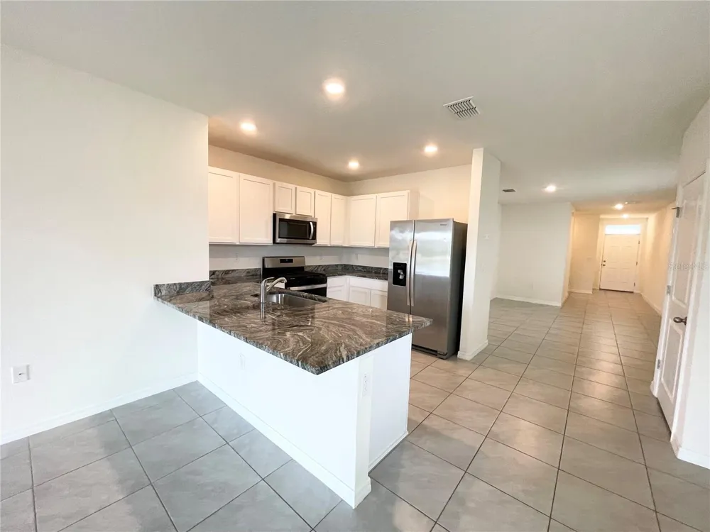 35759 SUNFLOWER HILL DR Zephyrhills, FL 33541