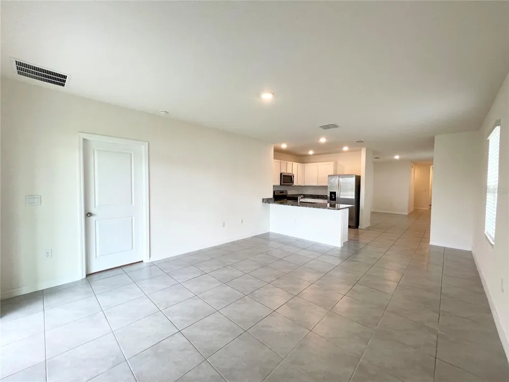 35759 SUNFLOWER HILL DR Zephyrhills, FL 33541