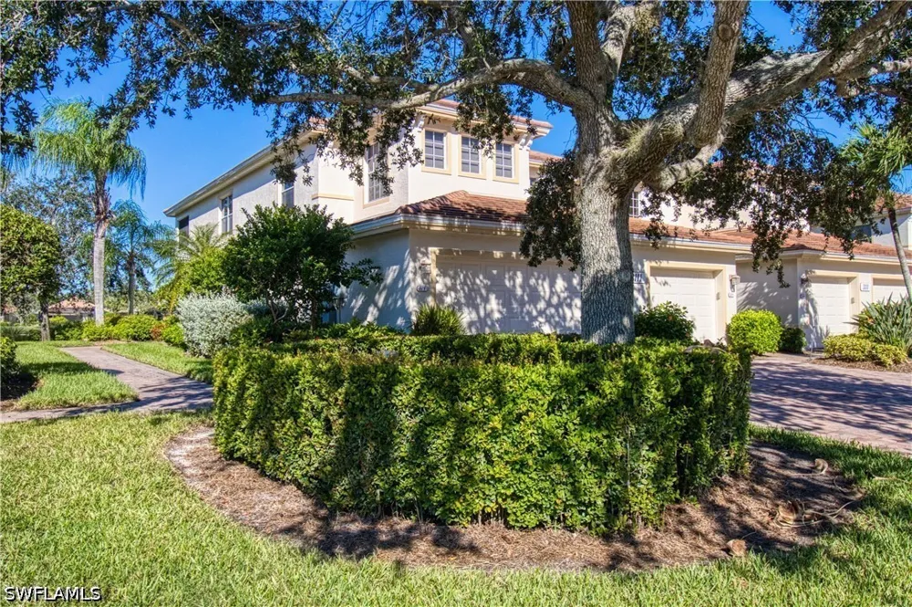 Meandering Way #101 Fort Myers, FL 33905