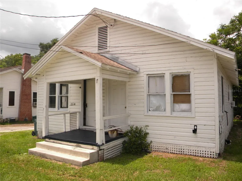 1016 NE 8TH AVENUE ocala, FL 34470