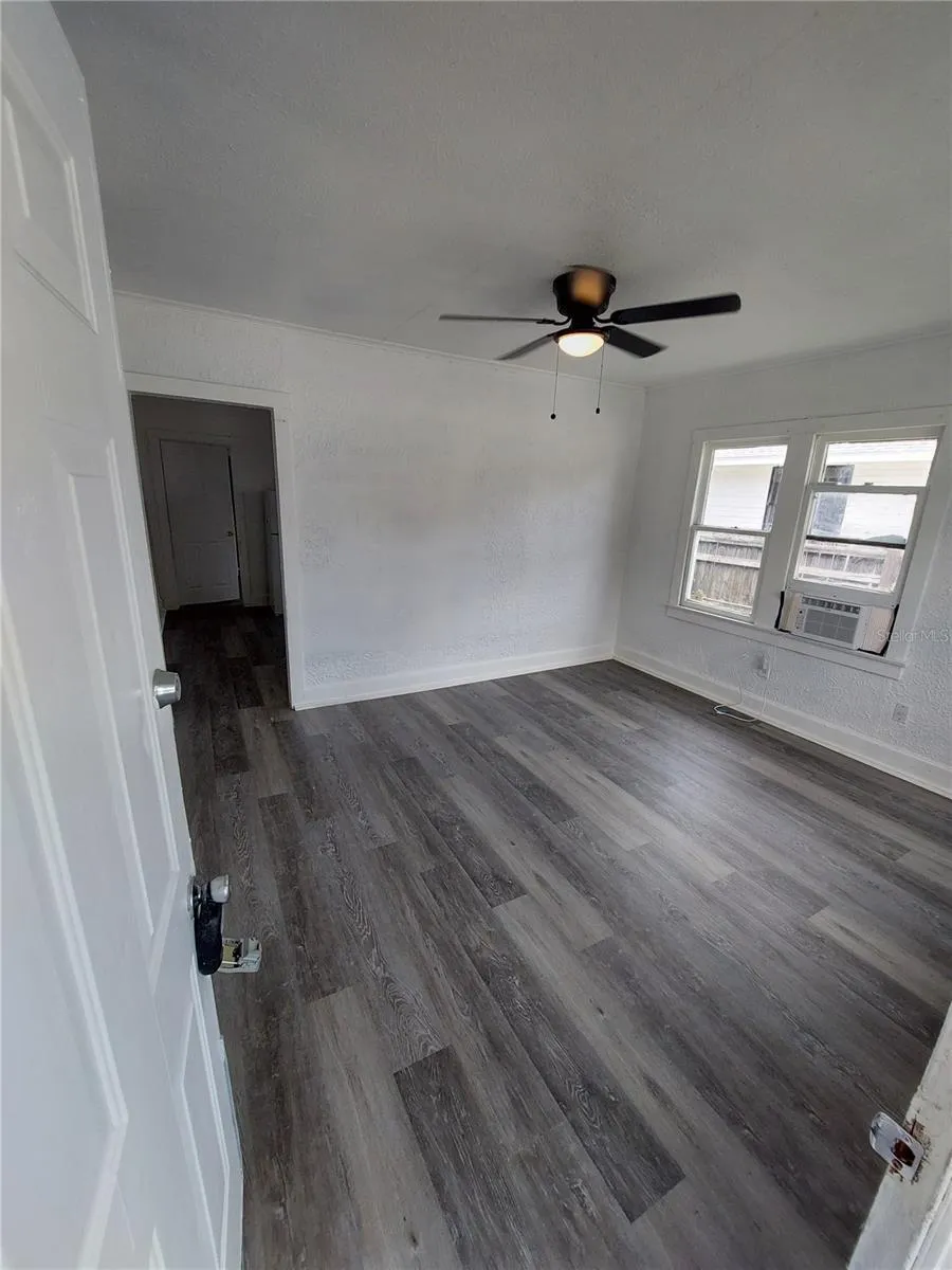 1016 NE 8TH AVENUE ocala, FL 34470