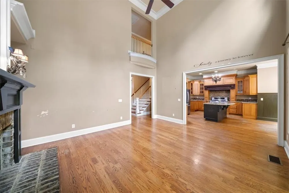 219 Kelvington Way Peachtree City, GA 30269