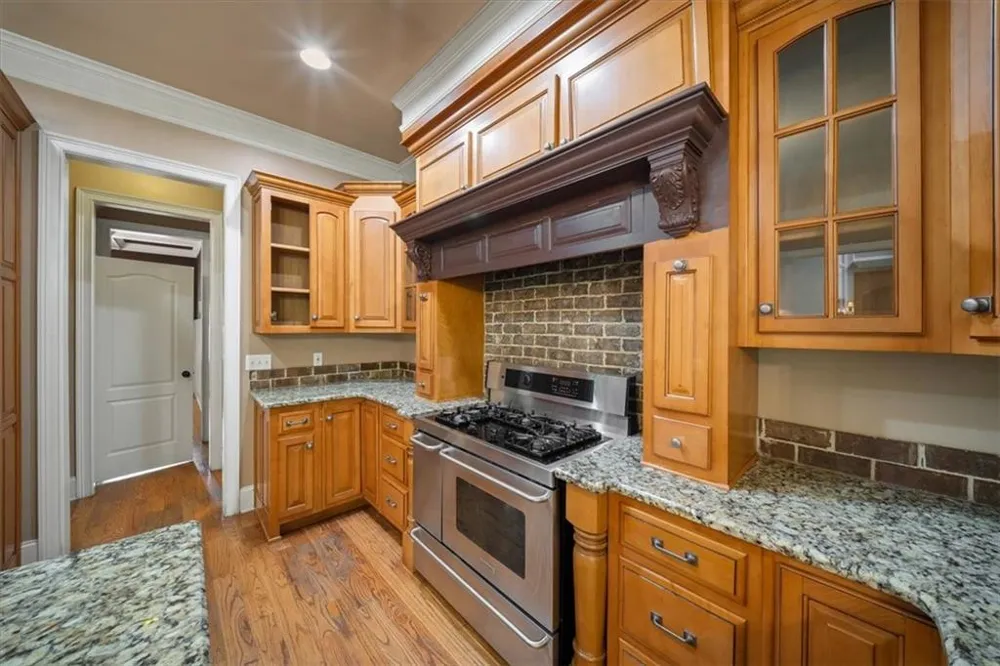 219 Kelvington Way Peachtree City, GA 30269