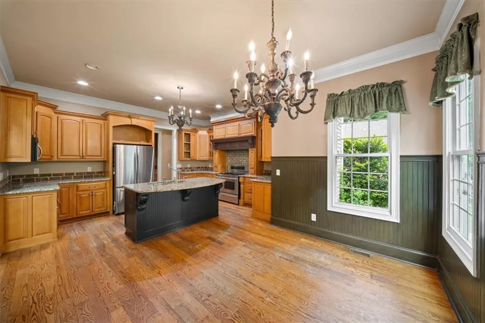 219 Kelvington Way Peachtree City, GA 30269