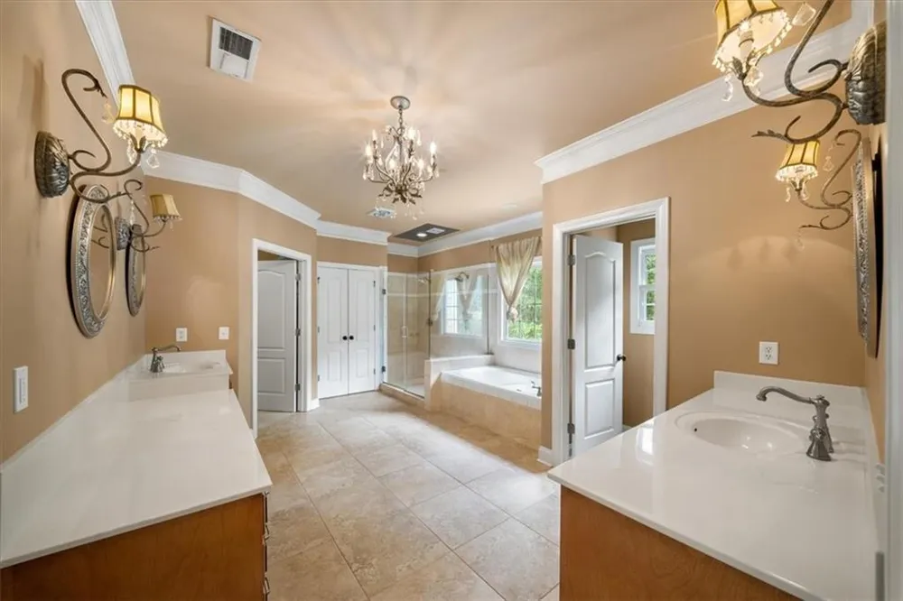 219 Kelvington Way Peachtree City, GA 30269