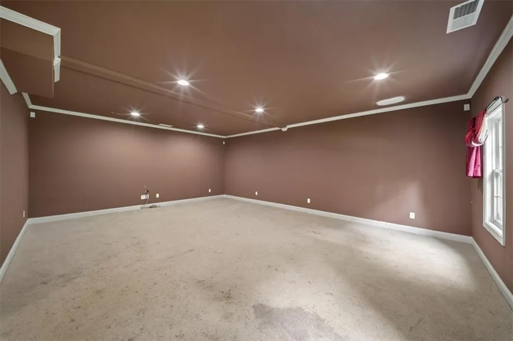 219 Kelvington Way Peachtree City, GA 30269