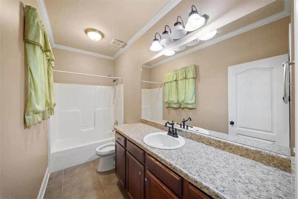 219 Kelvington Way Peachtree City, GA 30269