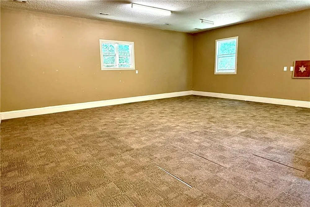 219 Kelvington Way Peachtree City, GA 30269