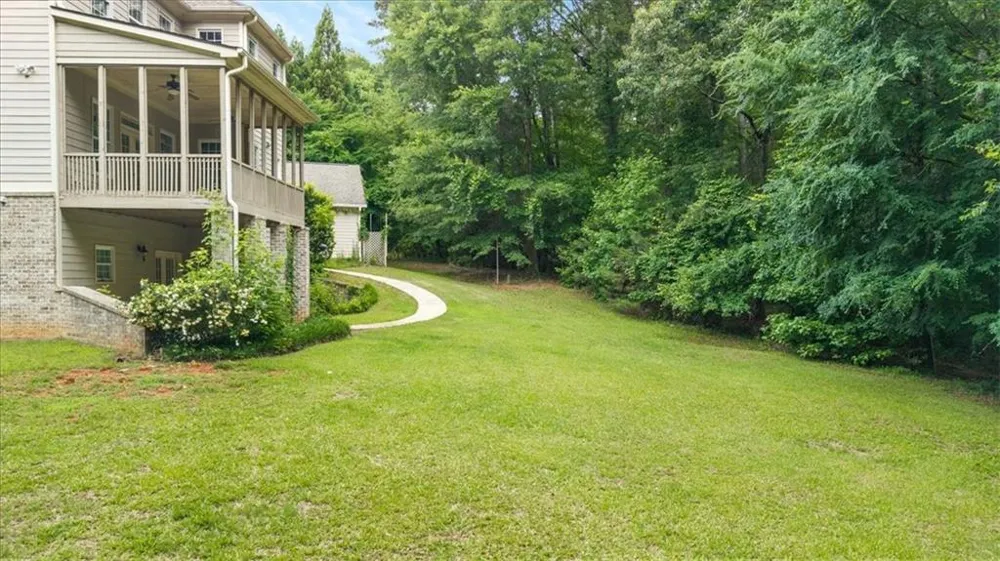 219 Kelvington Way Peachtree City, GA 30269