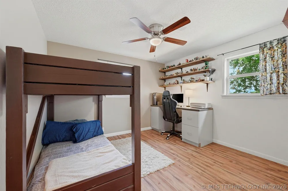 2120 Mason Durant, OK 74701