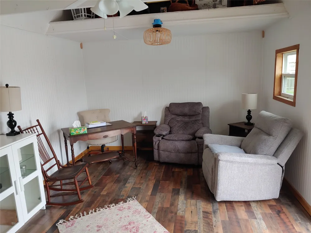 836 Airport Road Reno, TX 75462