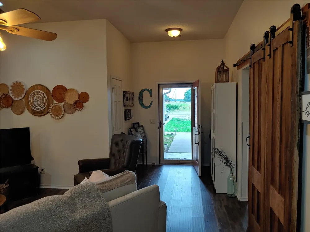836 Airport Road Reno, TX 75462