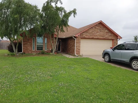 836 Airport Road