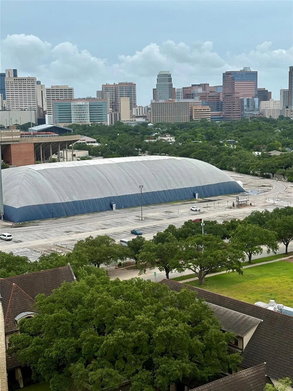 2360 S Rice Boulevard #PH1301 Houston, TX 77005