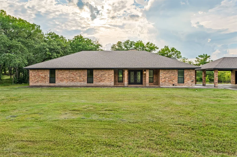 216 Stovall Drive Robinson, TX 76706