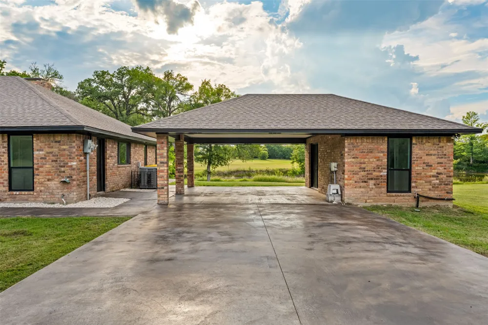 216 Stovall Drive Robinson, TX 76706