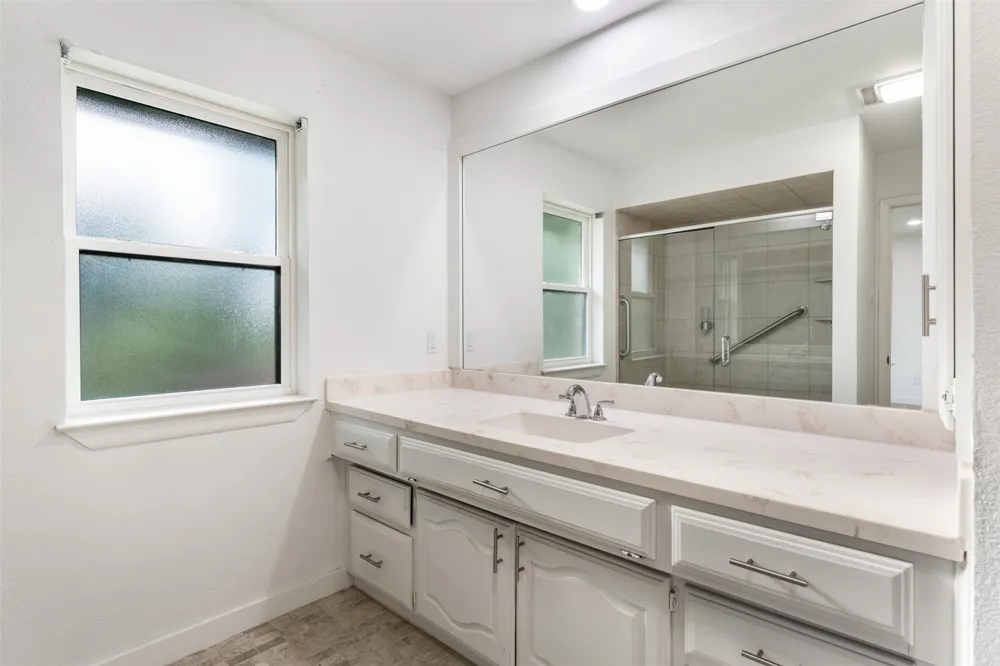 216 Stovall Drive Robinson, TX 76706