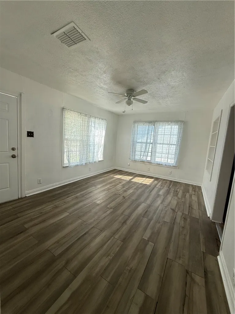 1816 Elizabeth Street Corpus Christi, TX 78404