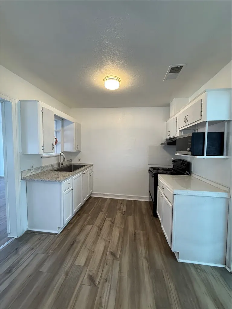 1816 Elizabeth Street Corpus Christi, TX 78404