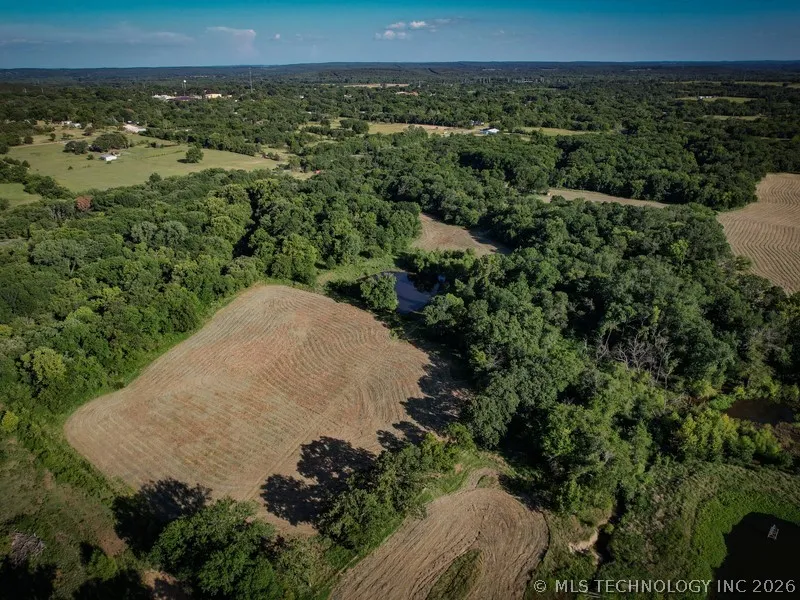 385051 E 1150 ROAD Weleetka, OK 74880