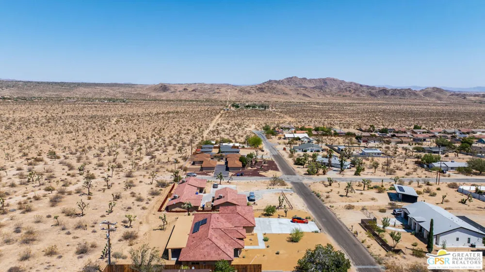 7160 Olympic Road Joshua Tree, CA 92252