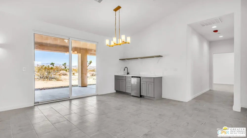 7160 Olympic Road Joshua Tree, CA 92252