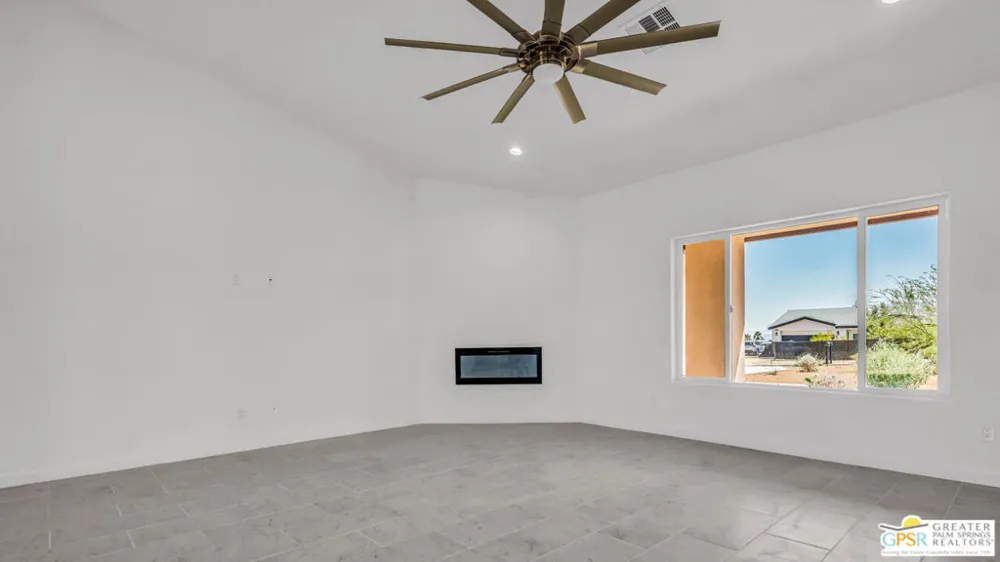 7160 Olympic Road Joshua Tree, CA 92252