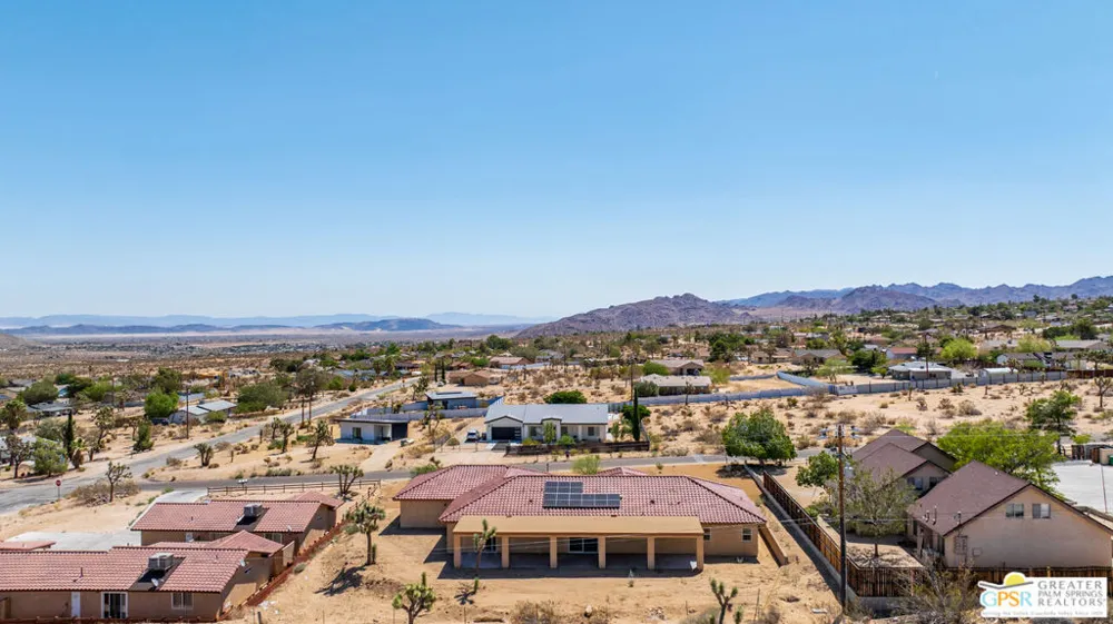 7160 Olympic Road Joshua Tree, CA 92252