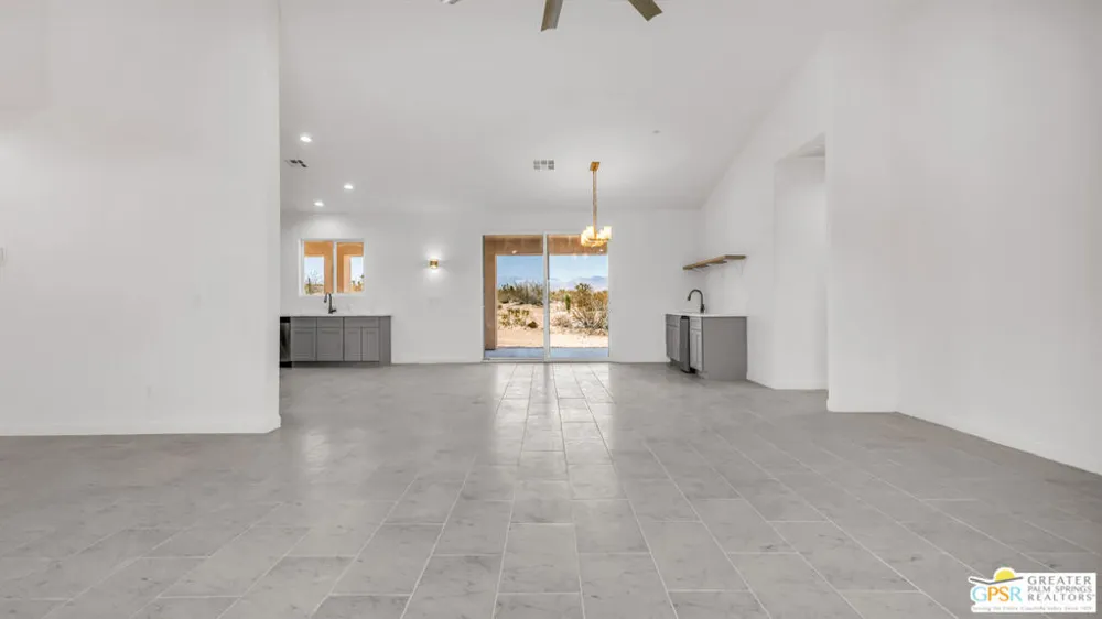 7160 Olympic Road Joshua Tree, CA 92252