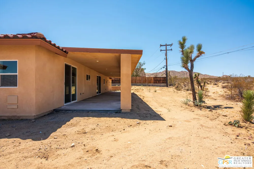 7160 Olympic Road Joshua Tree, CA 92252