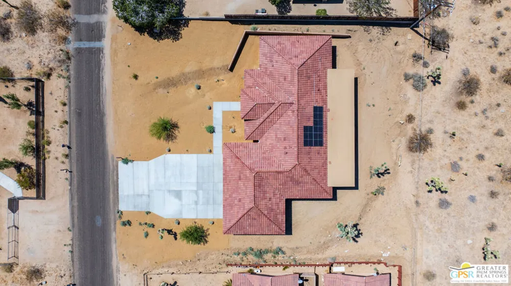7160 Olympic Road Joshua Tree, CA 92252