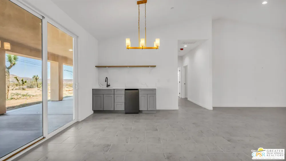 7160 Olympic Road Joshua Tree, CA 92252