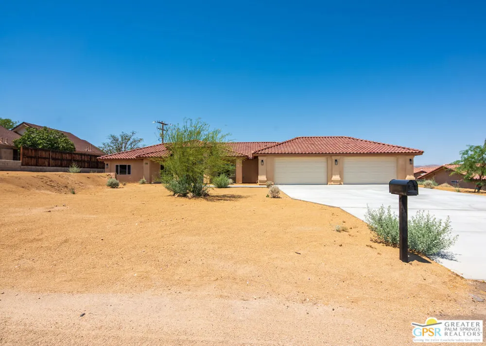 7160 Olympic Road Joshua Tree, CA 92252