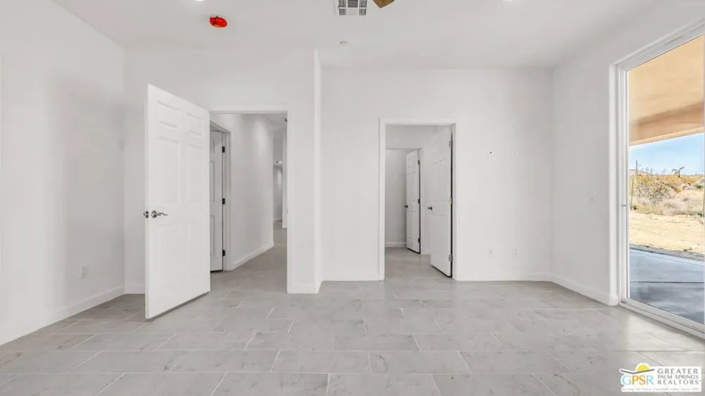 7160 Olympic Road Joshua Tree, CA 92252