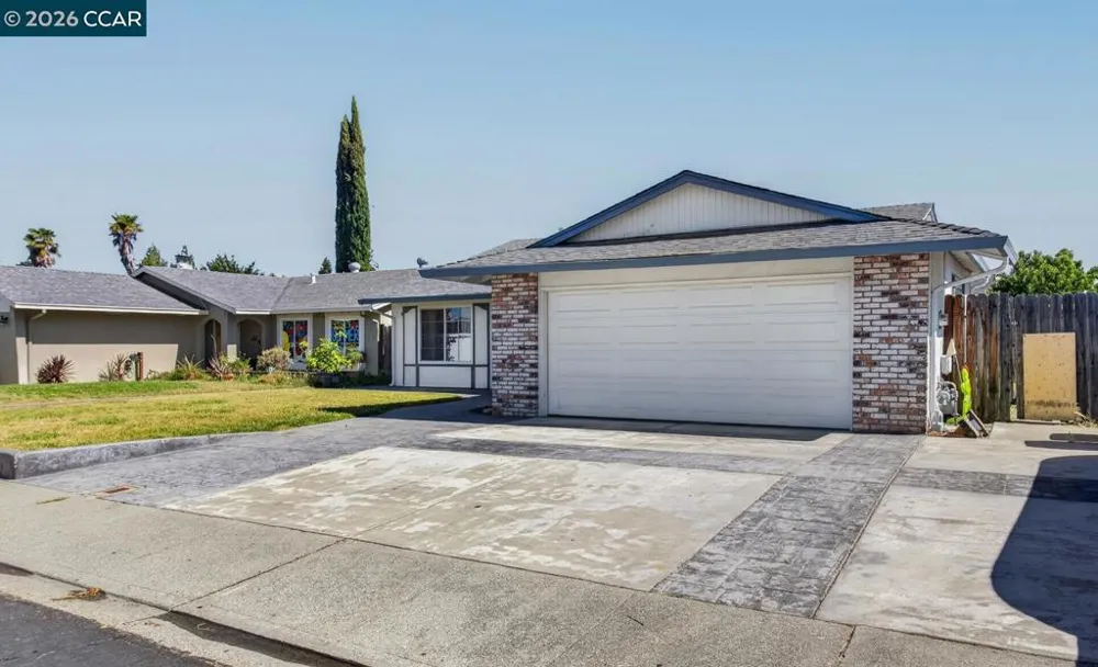 130 Jennifer Ln Vacaville, CA 95687
