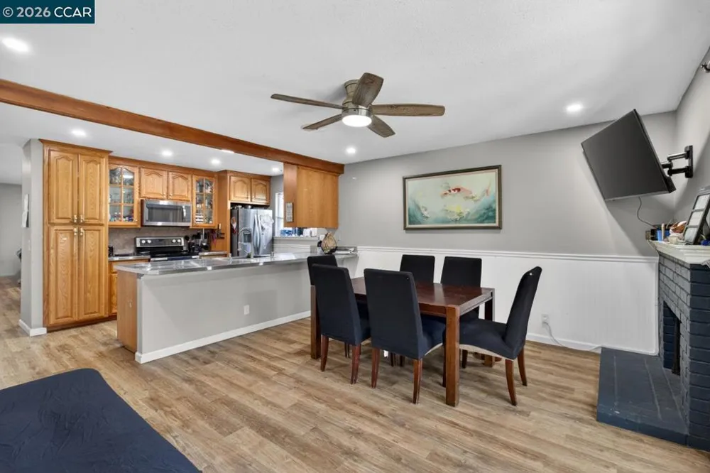 130 Jennifer Ln Vacaville, CA 95687