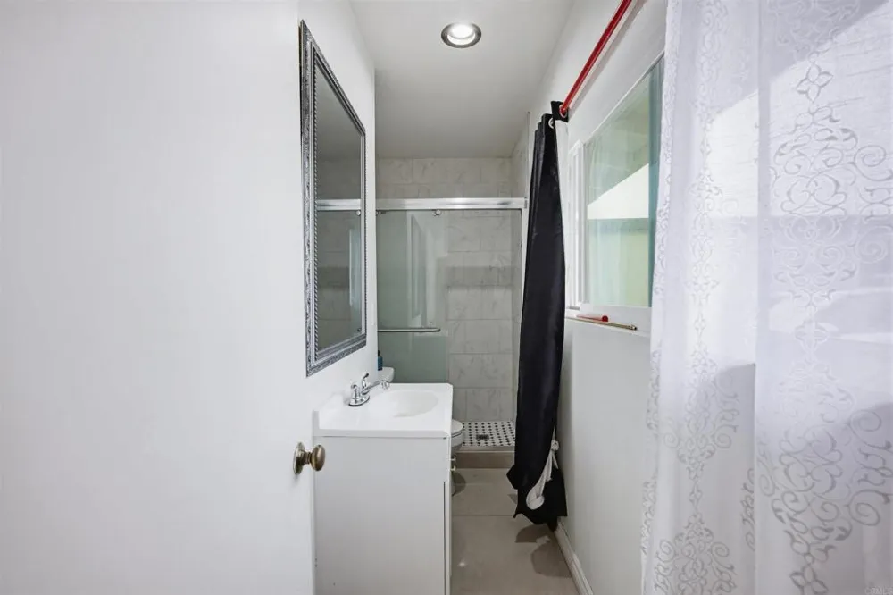304 Edgerton Drive San Bernardino, CA 92405