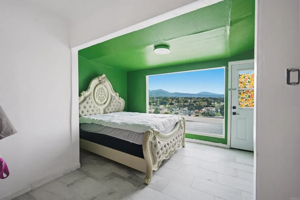 304 Edgerton Drive San Bernardino, CA 92405