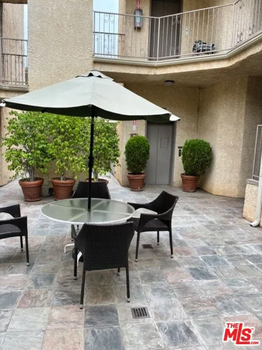 1041 2nd Street #5 Santa Monica, CA 90403