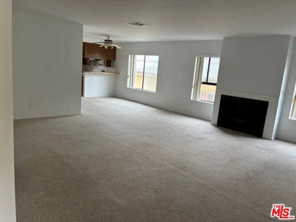1041 2nd Street #5 Santa Monica, CA 90403