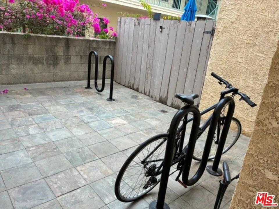 1041 2nd Street #5 Santa Monica, CA 90403
