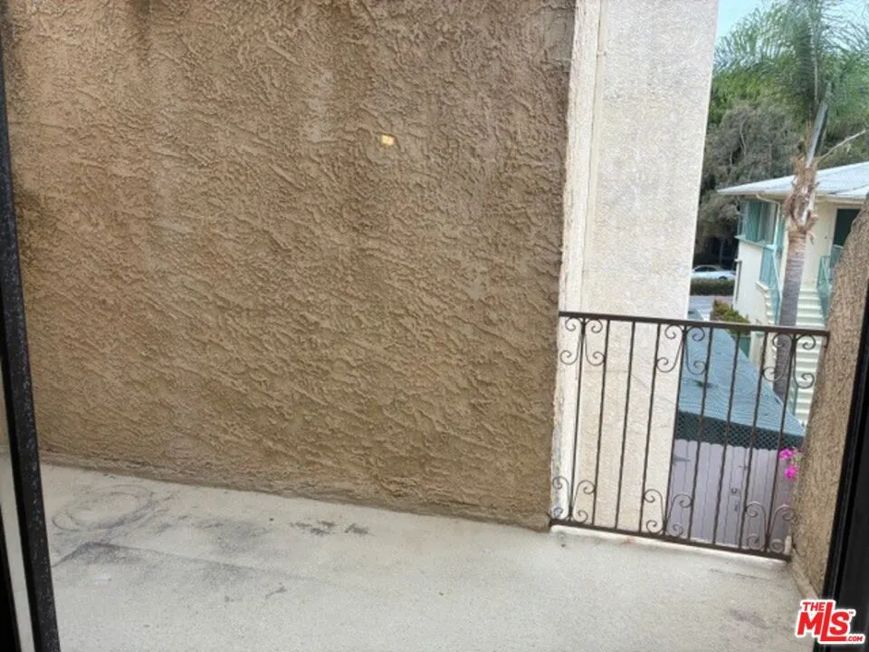 1041 2nd Street #5 Santa Monica, CA 90403