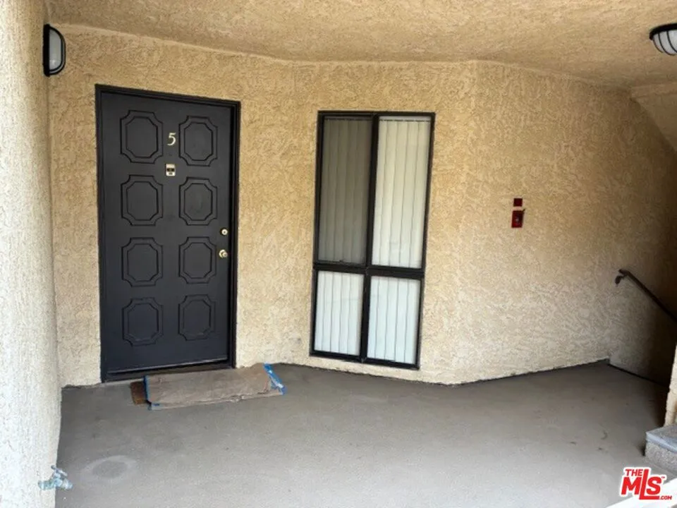 1041 2nd Street #5 Santa Monica, CA 90403