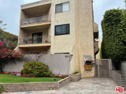 1041 2nd Street #5