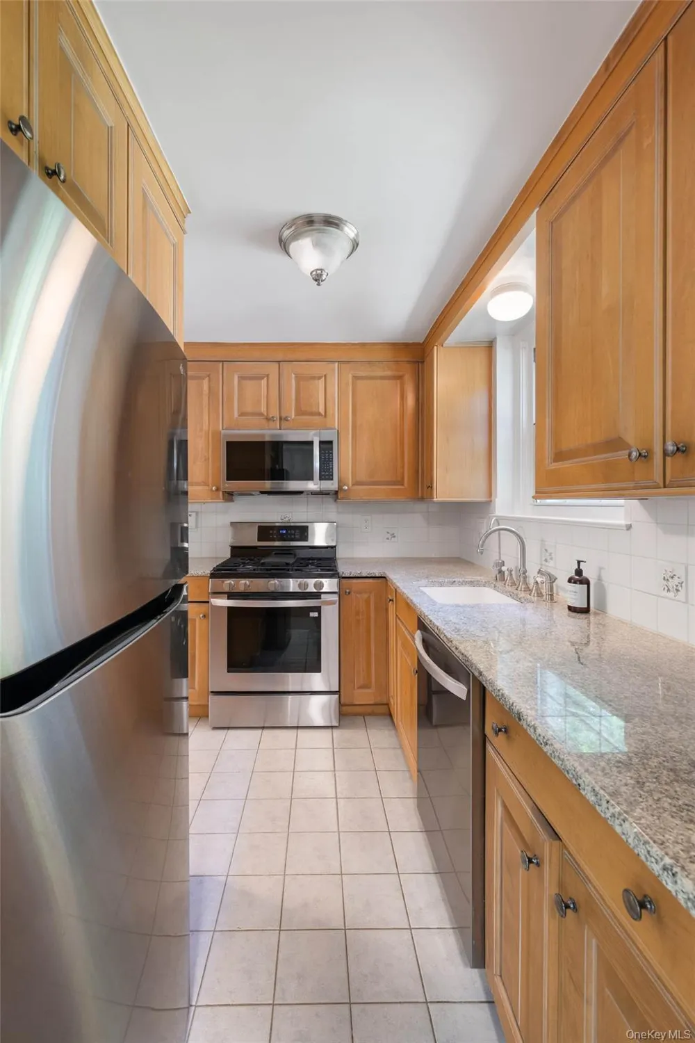 9 Sentry Place #Garden Scarsdale, NY 10583