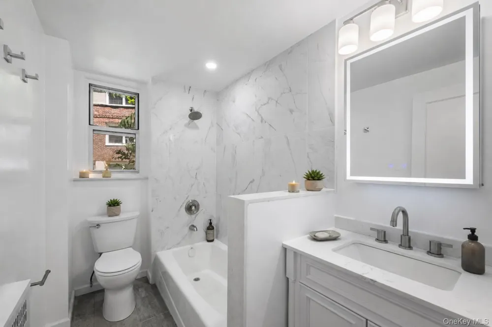 9 Sentry Place #Garden Scarsdale, NY 10583