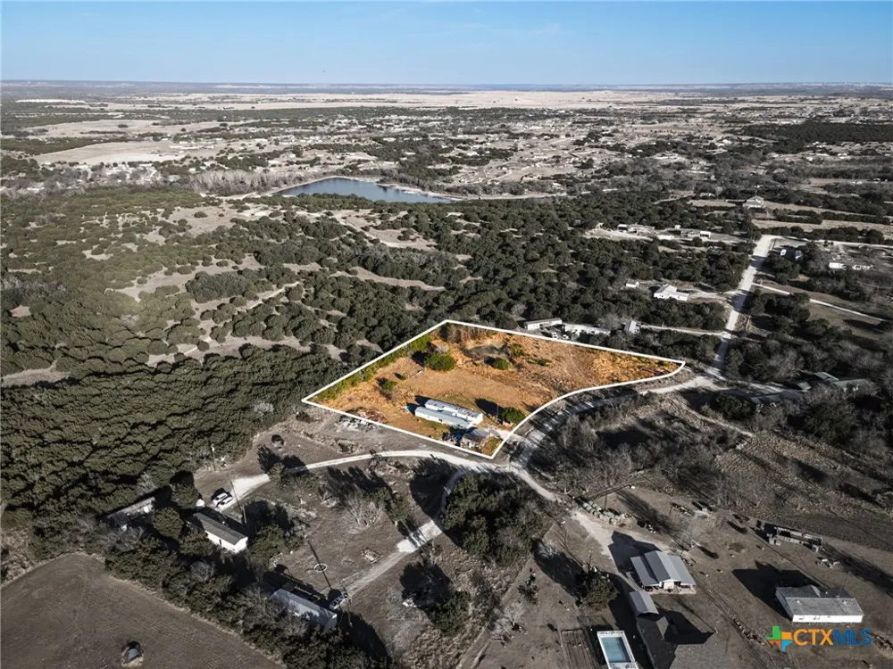 1252 Twin Mountain Road Copperas Cove, TX 76522