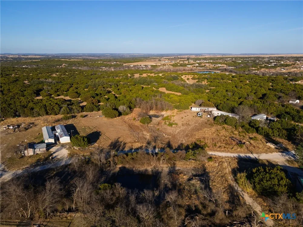 1252 Twin Mountain Road Copperas Cove, TX 76522